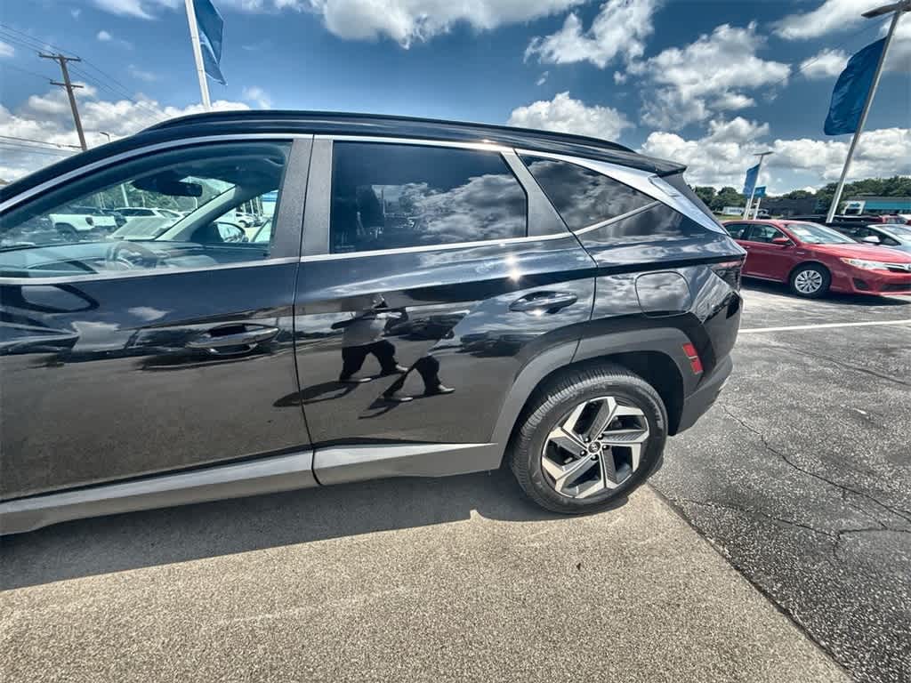 Thumbnail: 2022 Hyundai Tucson - 4