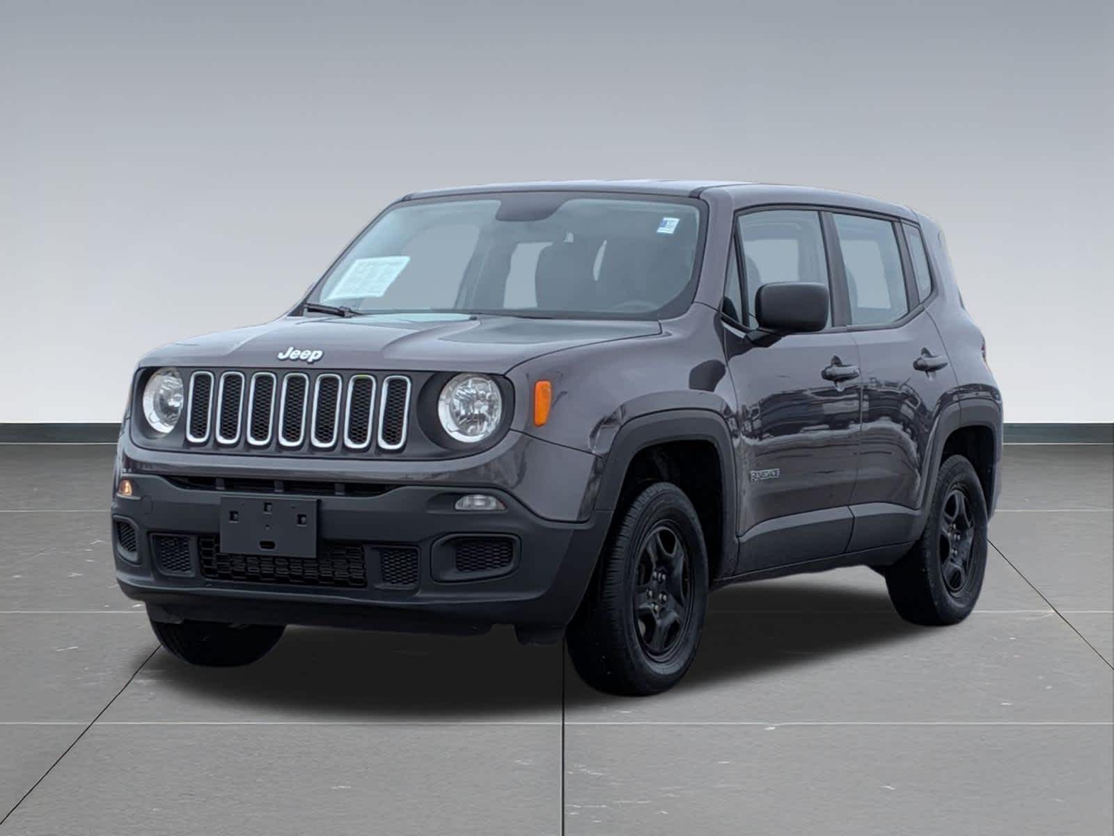 Thumbnail: 2017 Jeep Renegade - 10