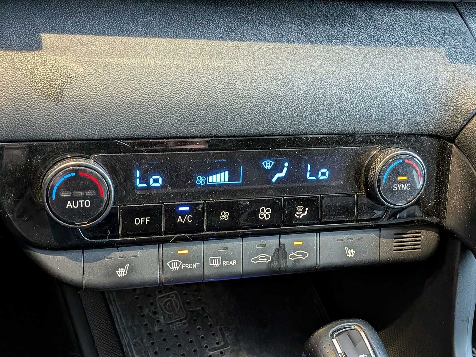 Thumbnail: 2021 Hyundai Elantra - 31