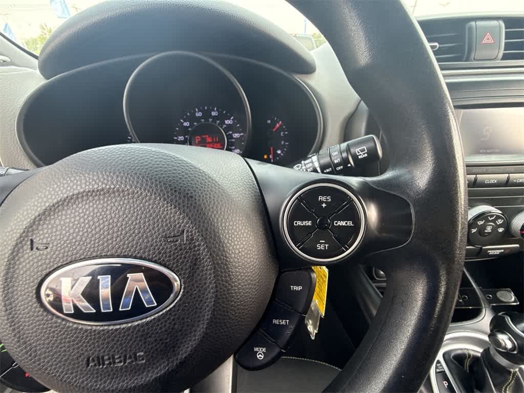Thumbnail: 2015 Kia Soul - 23