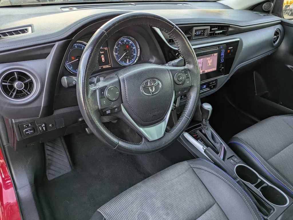 Used 2017 Toyota Corolla SE Sedan