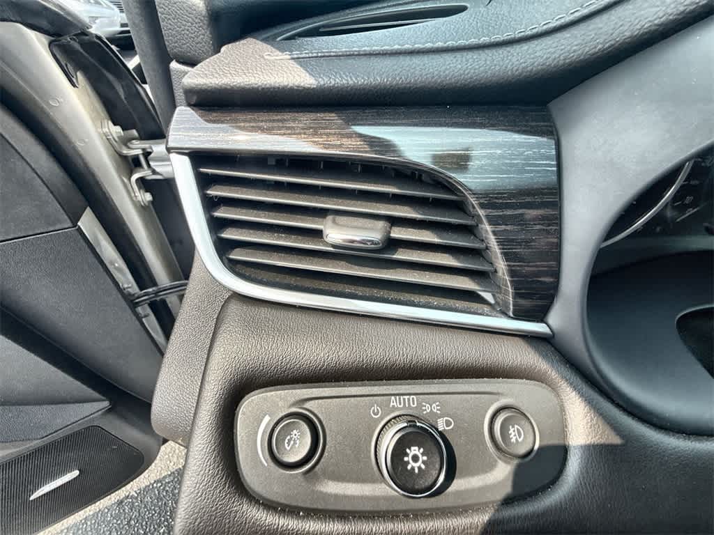 2019 Buick LaCrosse Essence 16