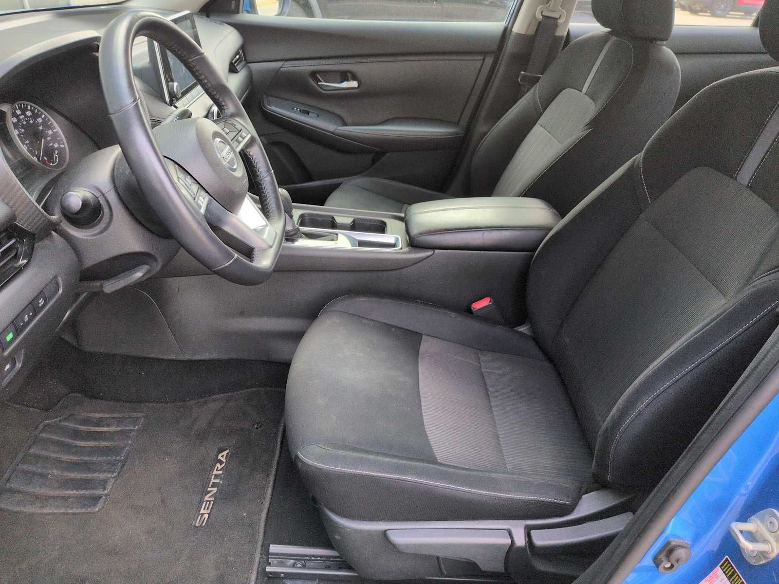 Thumbnail: 2020 Nissan Sentra - 16