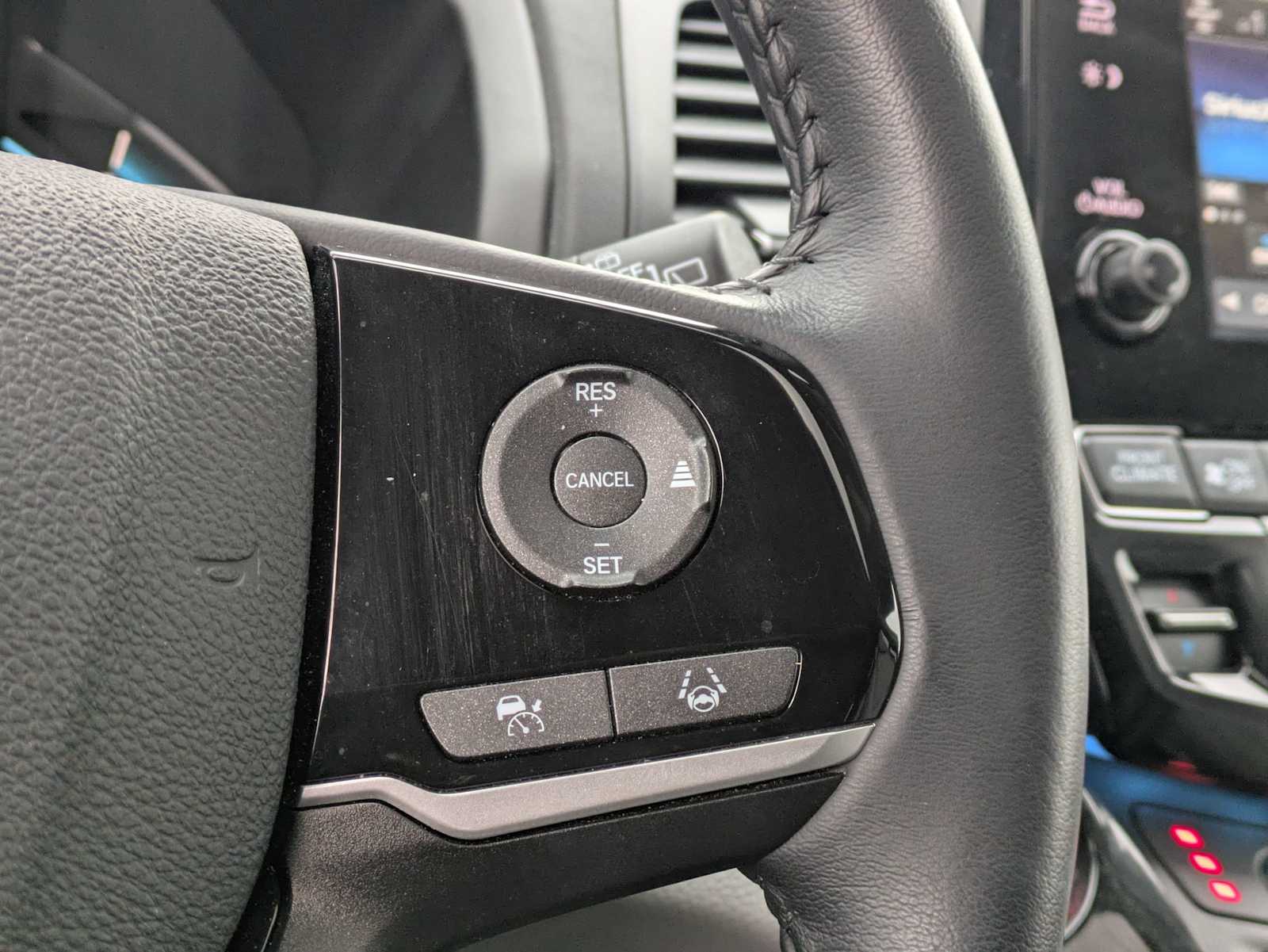 Thumbnail: 2023 Honda Odyssey - 25