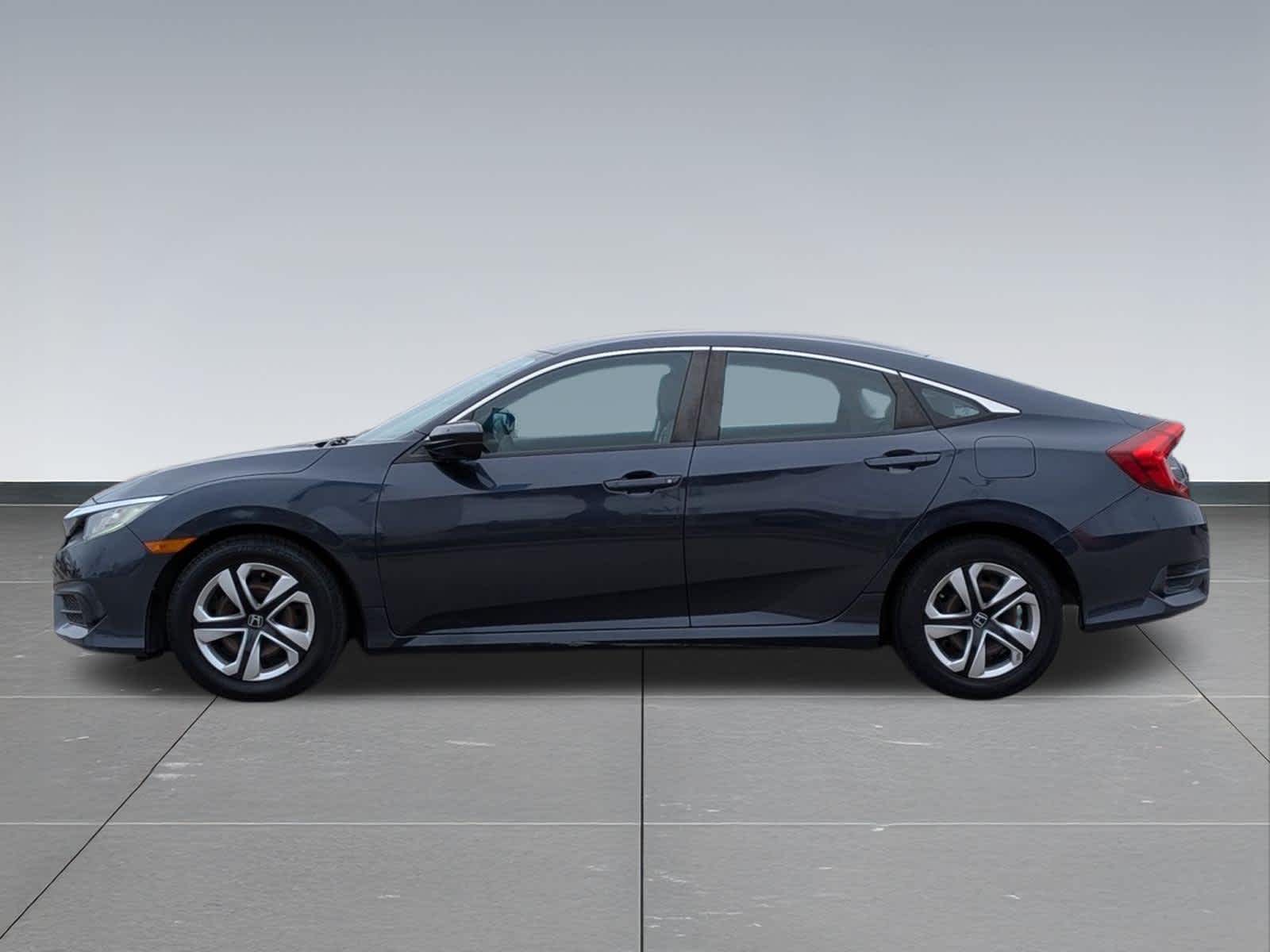 Thumbnail: 2016 Honda Civic - 3