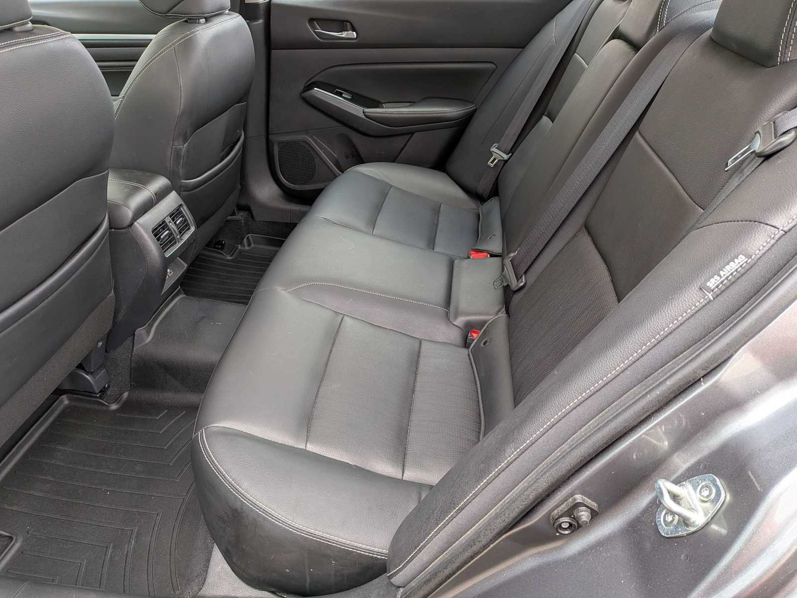 2020 Nissan Altima Platinum - Photo 19