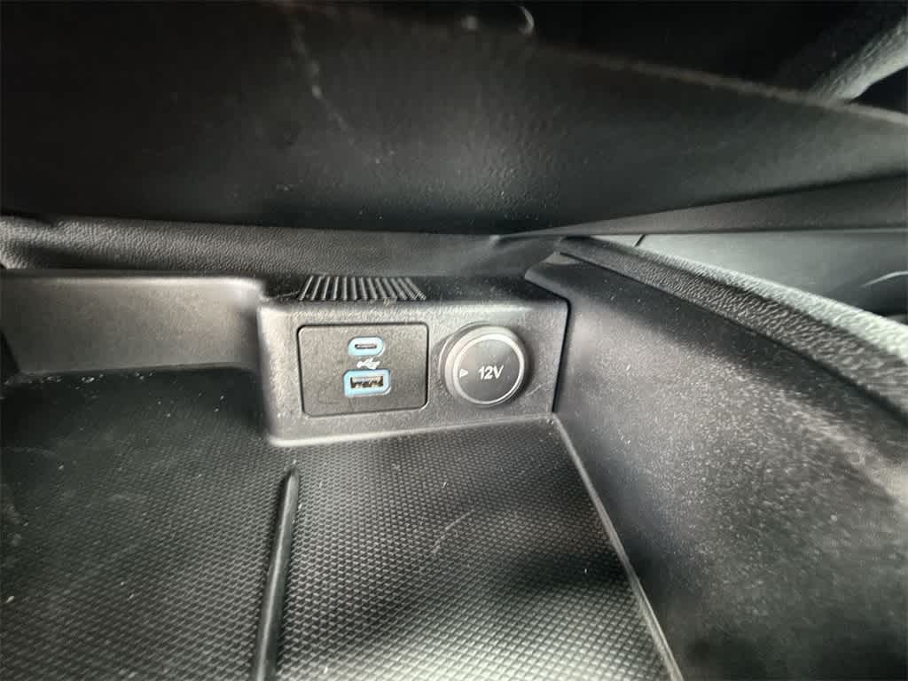 Thumbnail: 2021 Ford Escape - 28