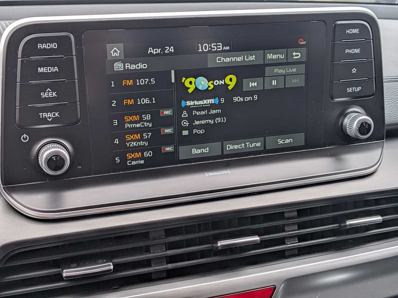 Thumbnail: 2020 Kia Telluride - 26