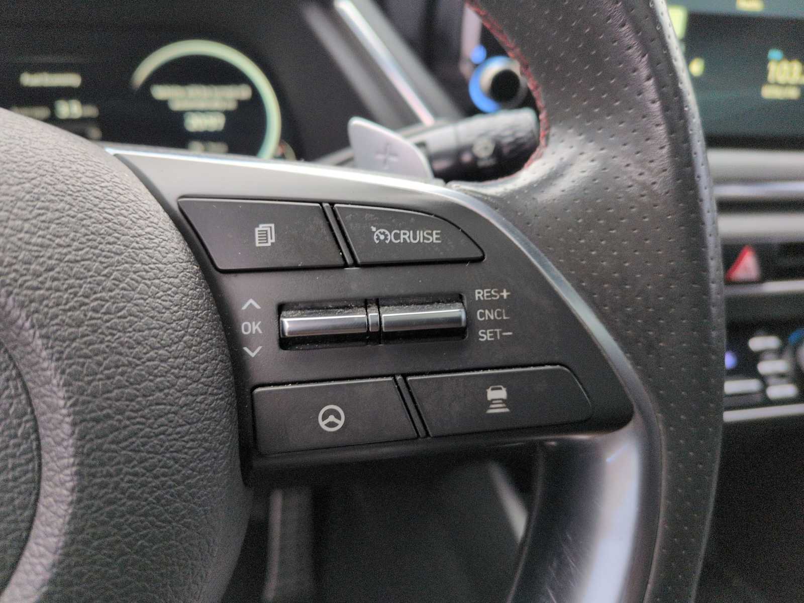 Thumbnail: 2020 Hyundai Sonata - 25