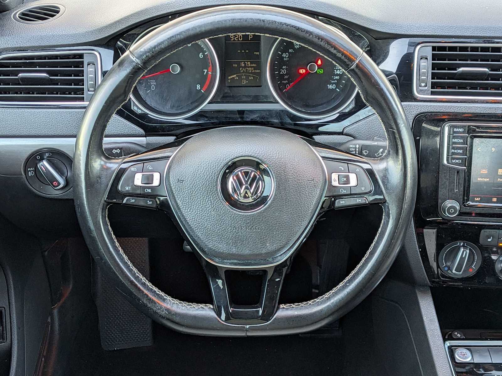 Thumbnail: 2017 Volkswagen Jetta - 20