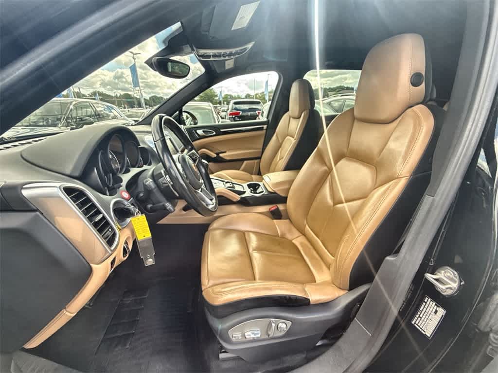 Thumbnail: 2016 Porsche Cayenne - 15