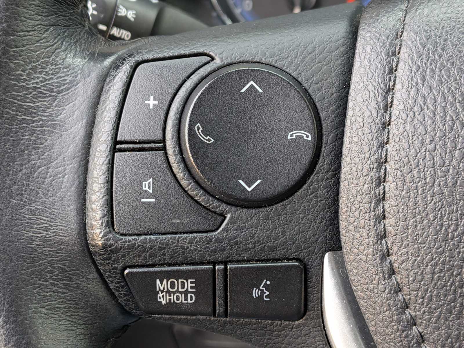 Thumbnail: 2017 Toyota Corolla - 22