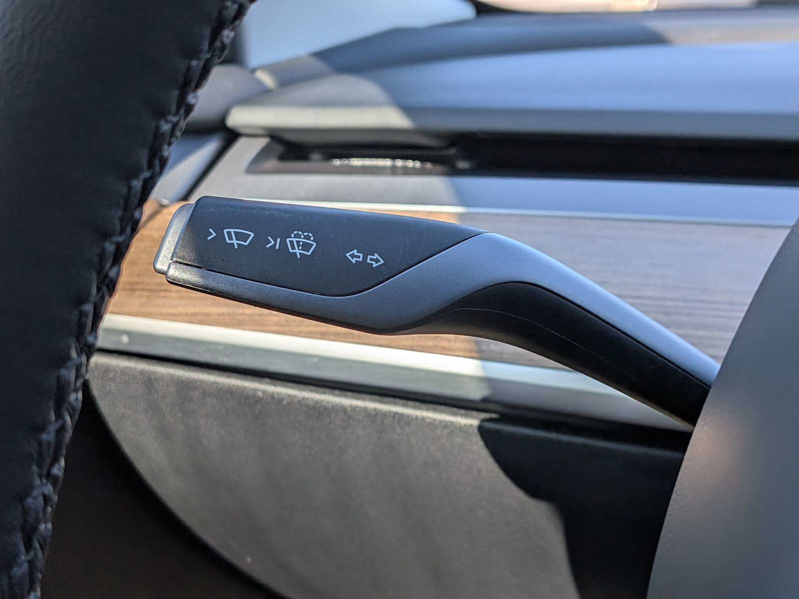 Thumbnail: 2022 Tesla Model 3 - 27