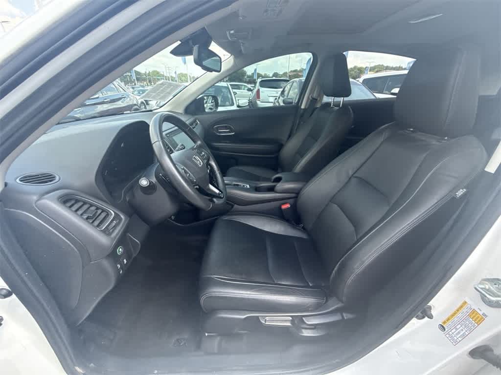 2022 Honda HR-V EX-L photo 2