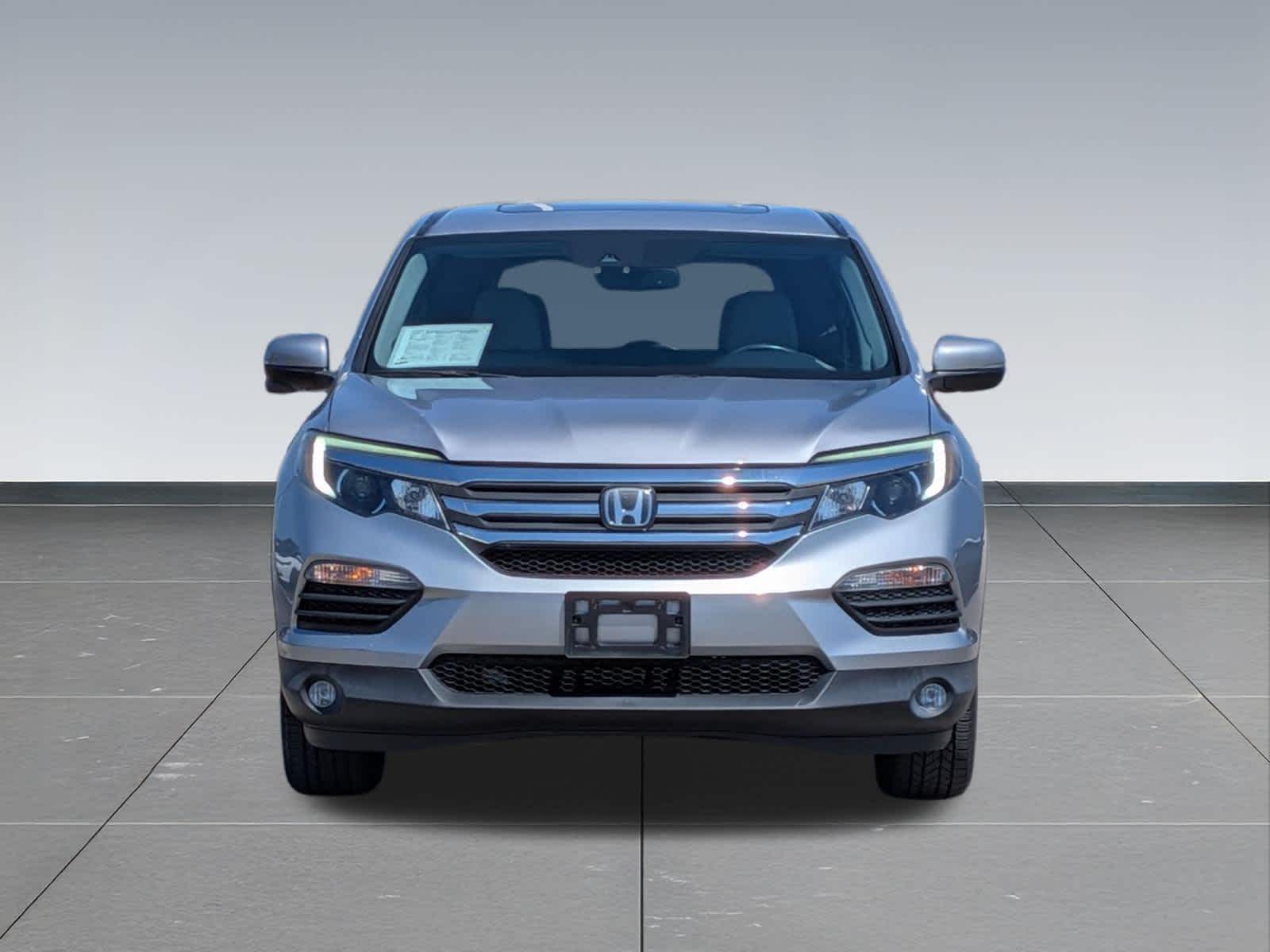 Thumbnail: 2018 Honda Pilot - 8