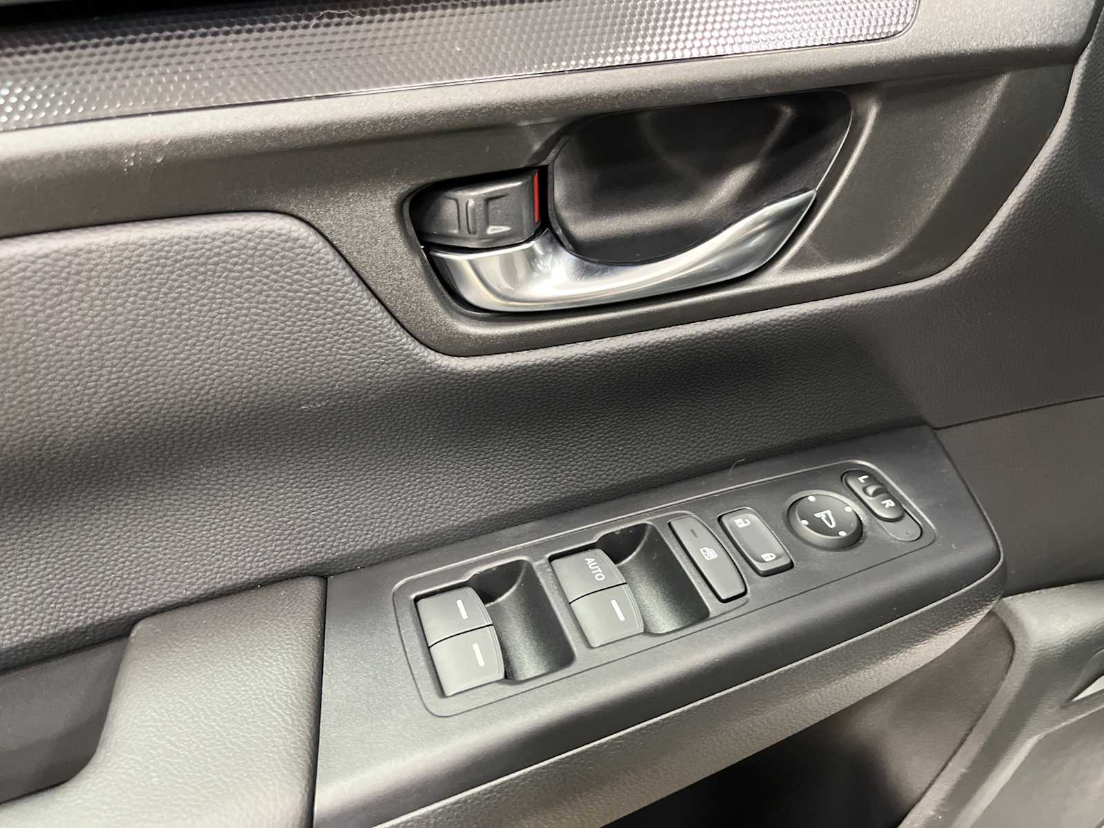 2026 Honda CR-V LX 12
