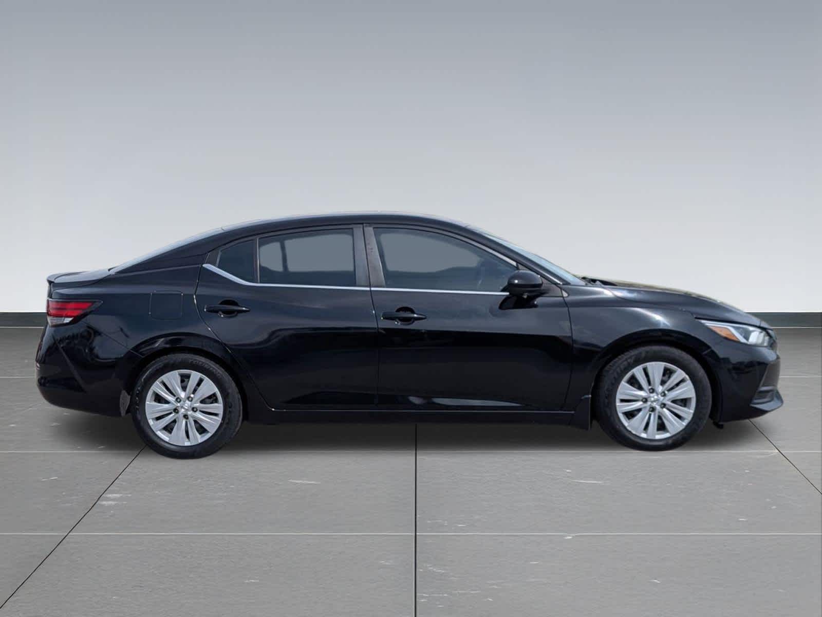 Thumbnail: 2020 Nissan Sentra - 6