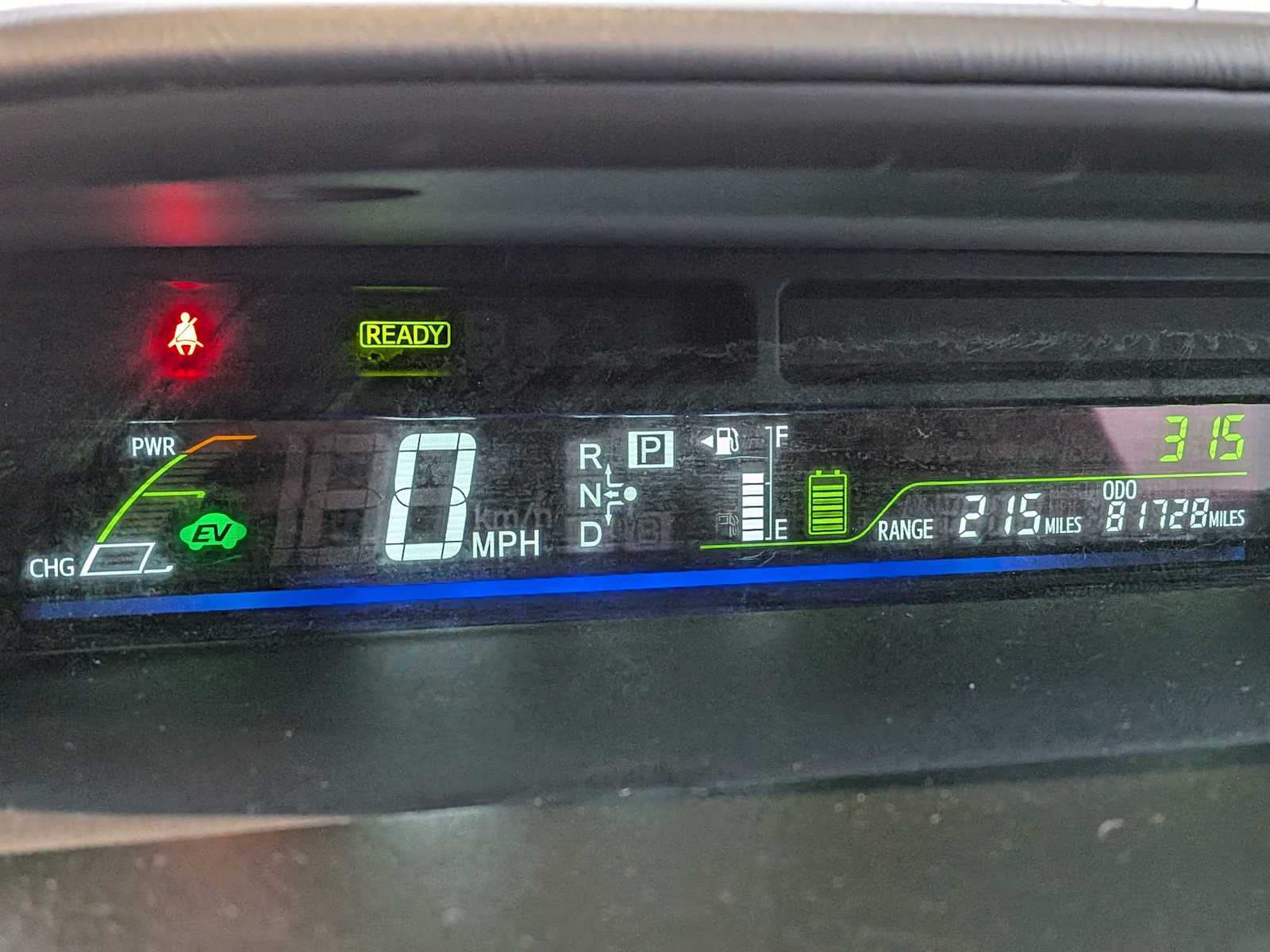 Thumbnail: 2014 Toyota Prius v - 30