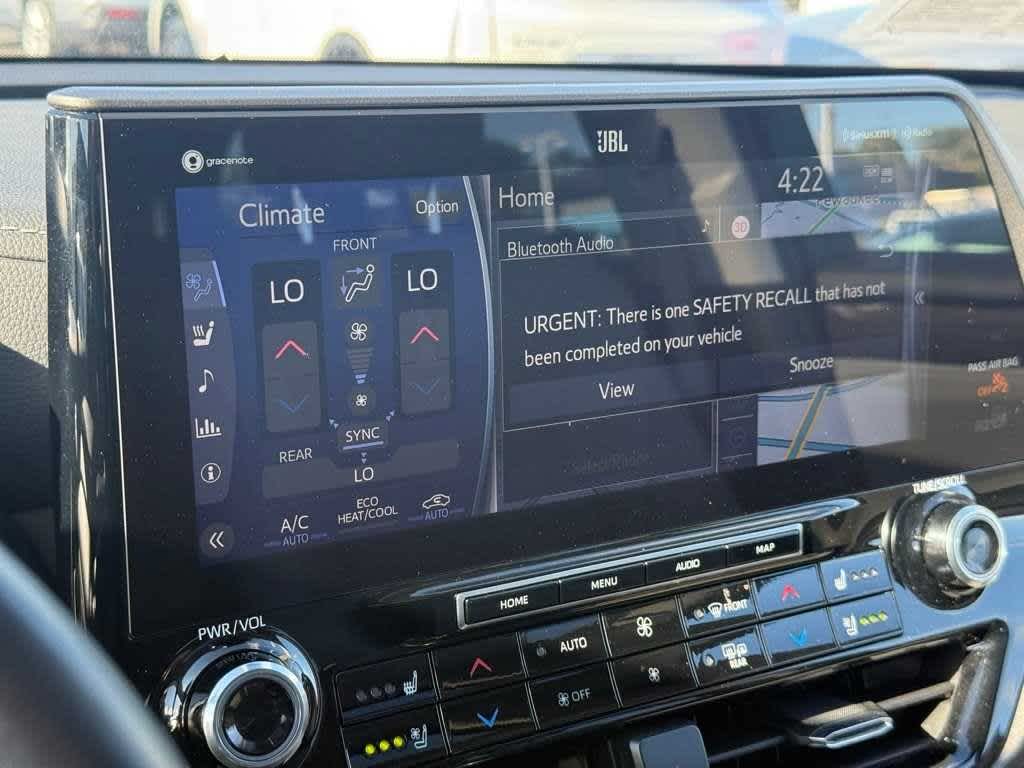 Thumbnail: 2021 Toyota Highlander - 19
