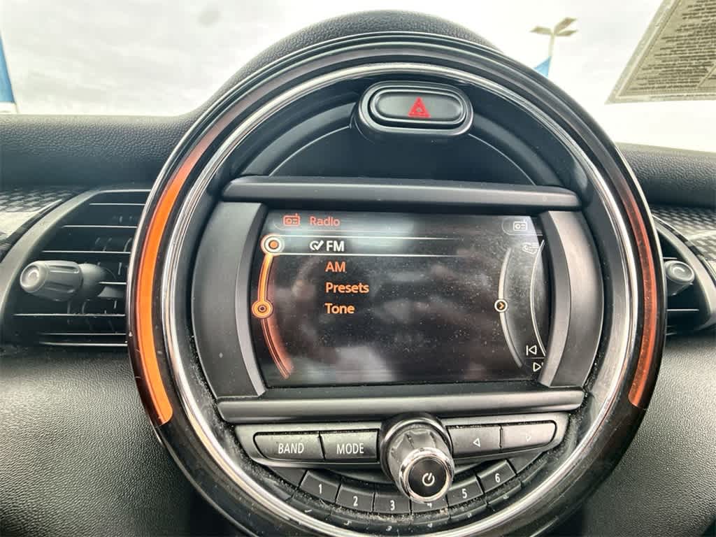 Thumbnail: 2017 MINI Cooper Hardtop - 29