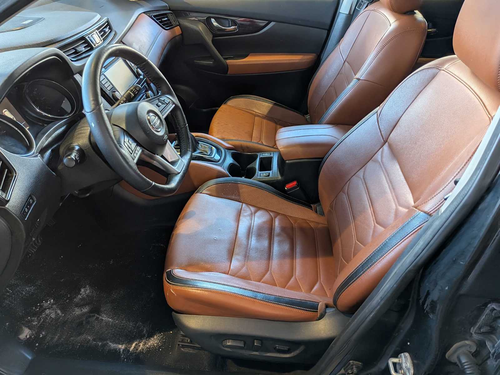 Thumbnail: 2019 Nissan Rogue - 14