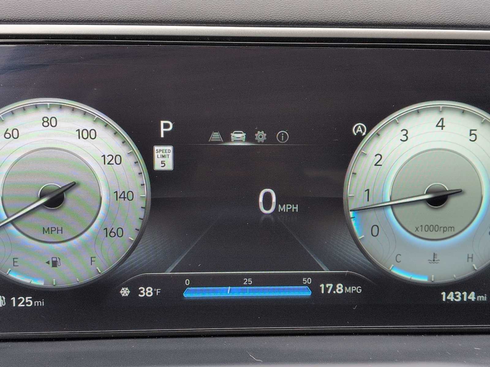 Thumbnail: 2023 Hyundai Tucson - 31