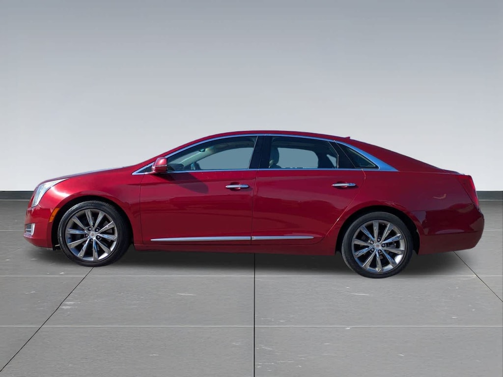 Used 2013 CADILLAC XTS Luxury Sedan