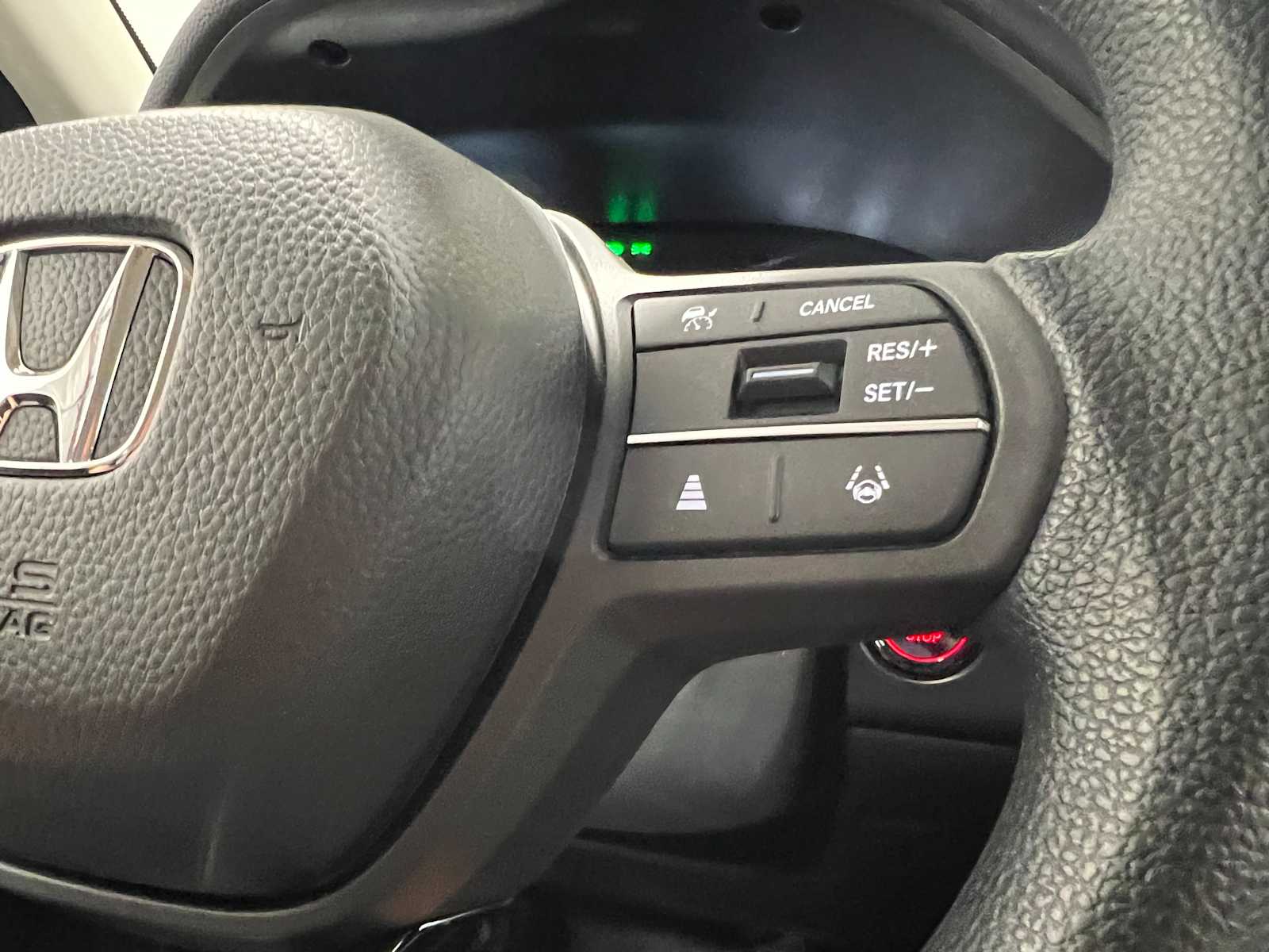 2025 Honda HR-V LX 20