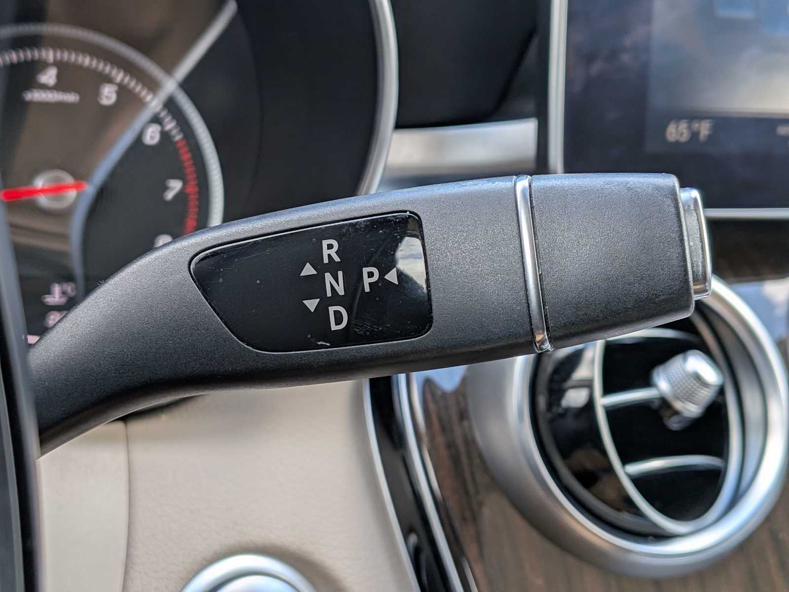 Thumbnail: 2017 Mercedes-Benz C-Class - 30