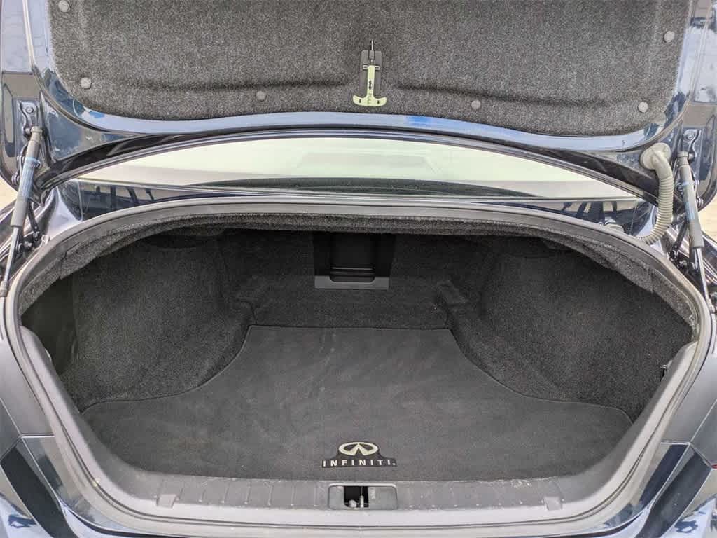 Thumbnail: 2016 INFINITI Q70 - 34