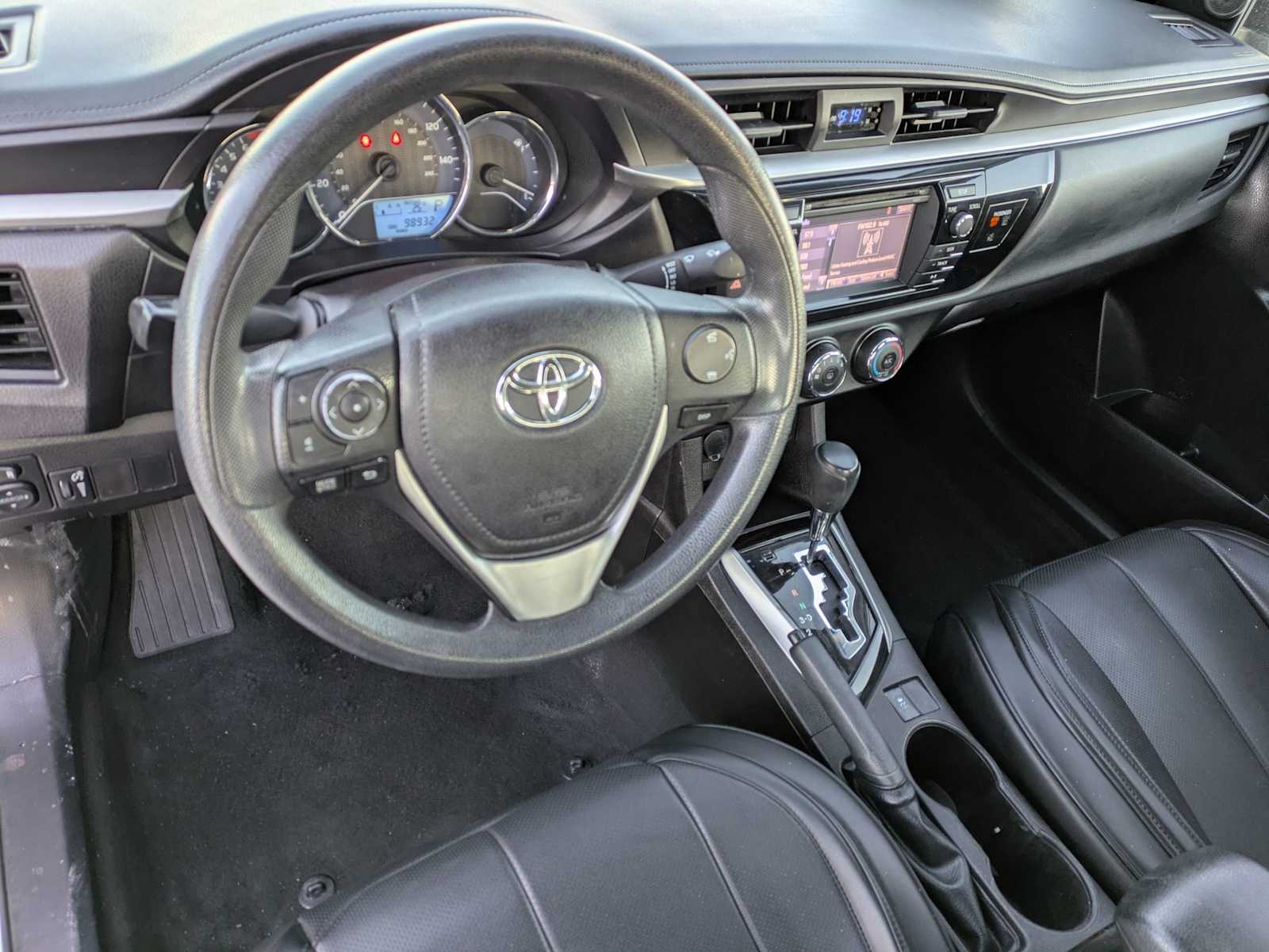 Thumbnail: 2016 Toyota Corolla - 2