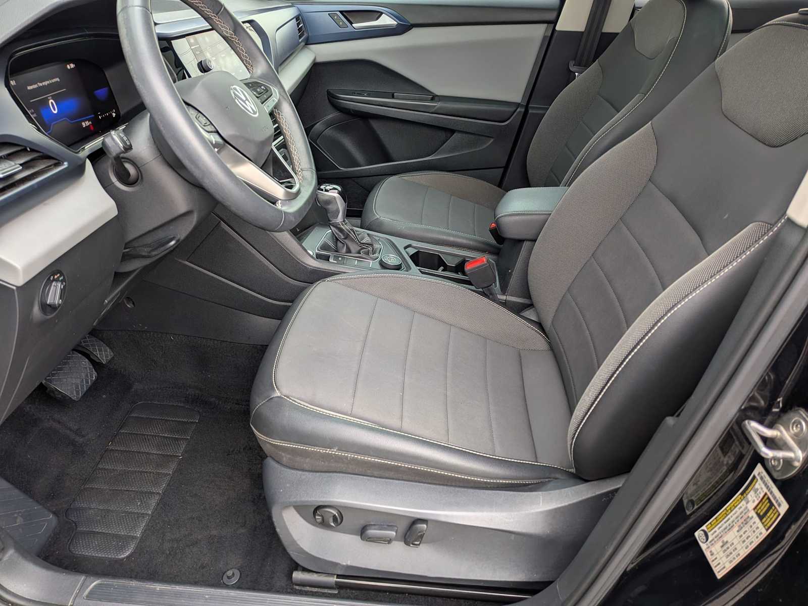 Thumbnail: 2022 Volkswagen Taos - 15