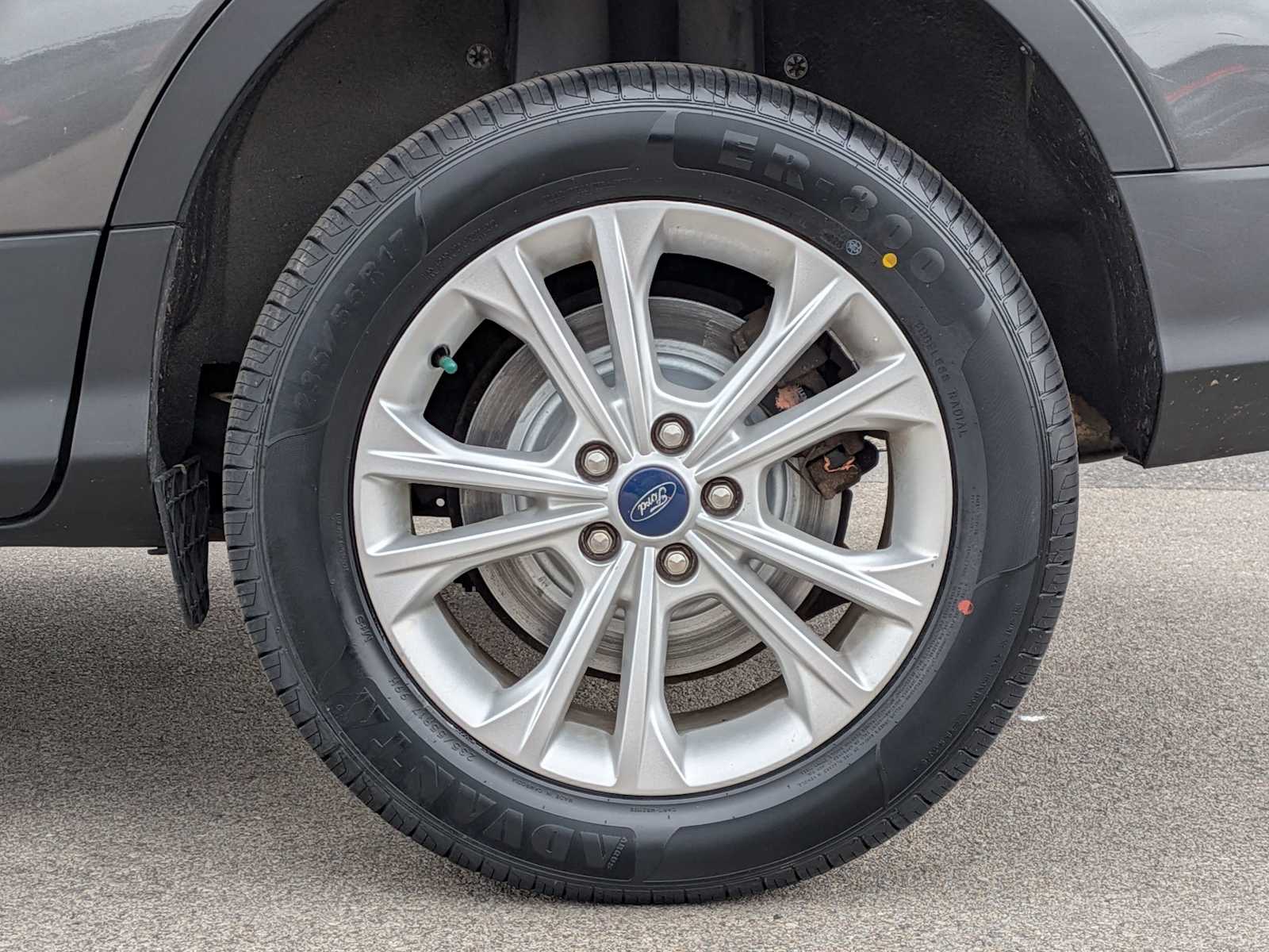 Thumbnail: 2019 Ford Escape - 14