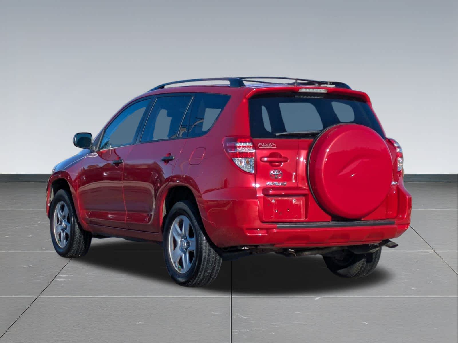 Thumbnail: 2011 Toyota RAV4 - 4