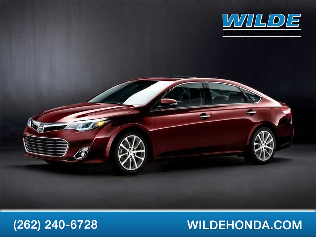 2013 Toyota Avalon Limited -
                  Waukesha, WI