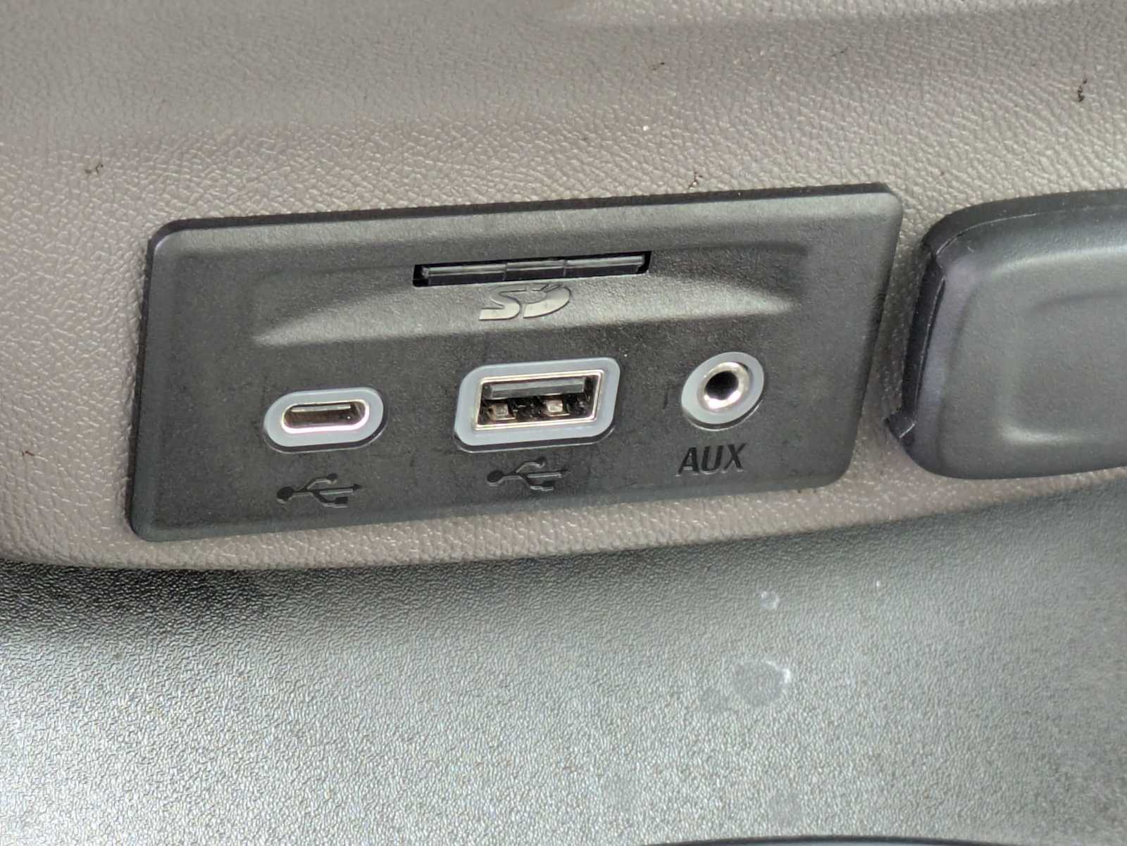 Thumbnail: 2024 Chevrolet Malibu - 30