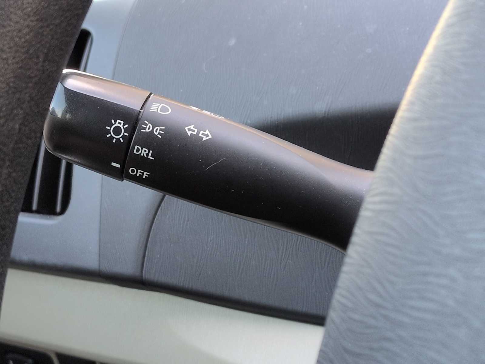 Thumbnail: 2012 Toyota Prius - 21