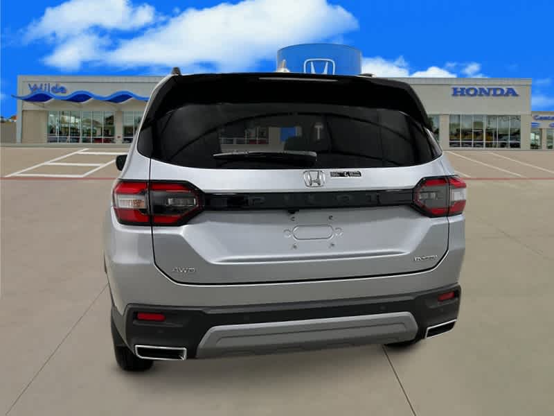 2025 Honda Pilot Touring photo 4