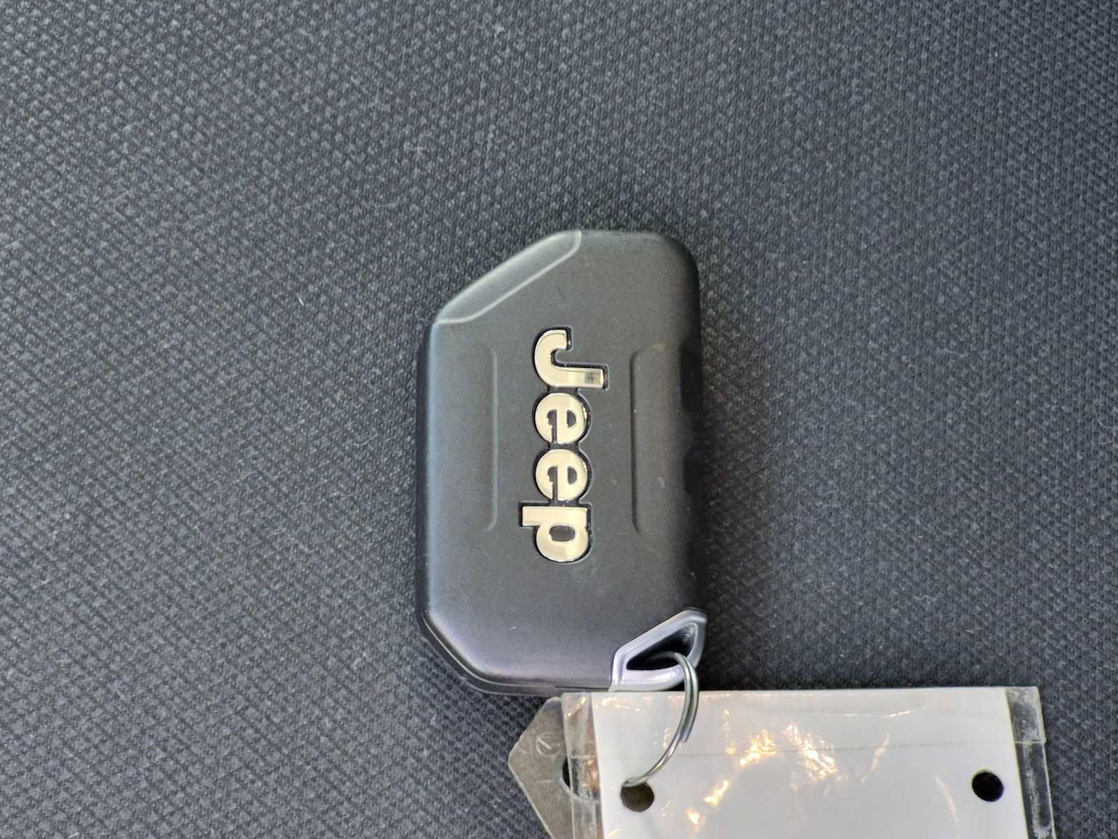 Thumbnail: 2021 Jeep Wrangler - 36