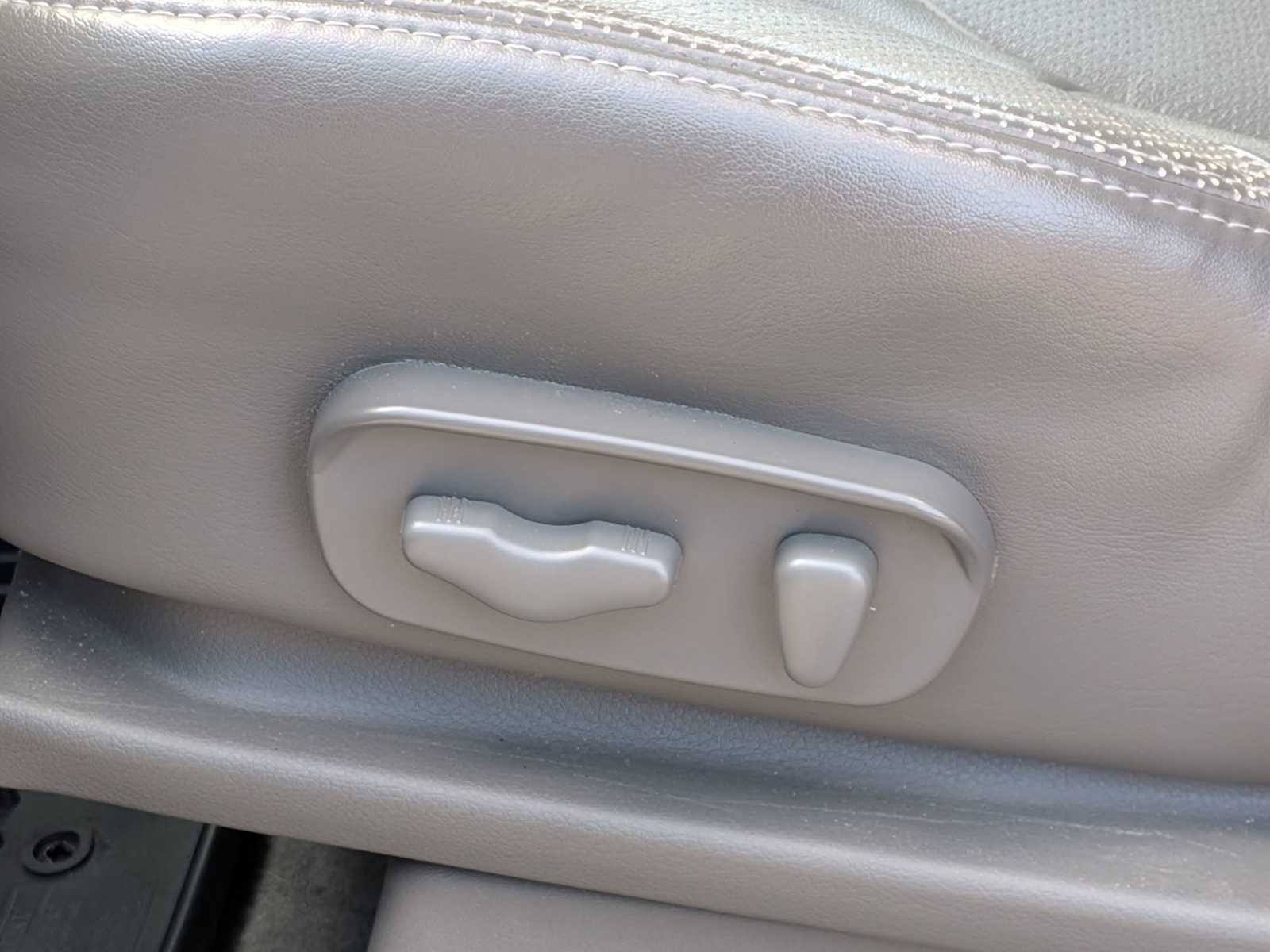 Thumbnail: 2012 Nissan Frontier - 15