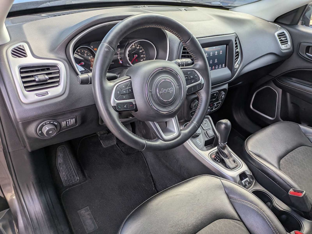 Used 2018 Jeep Compass Latitude 4x4 SUV