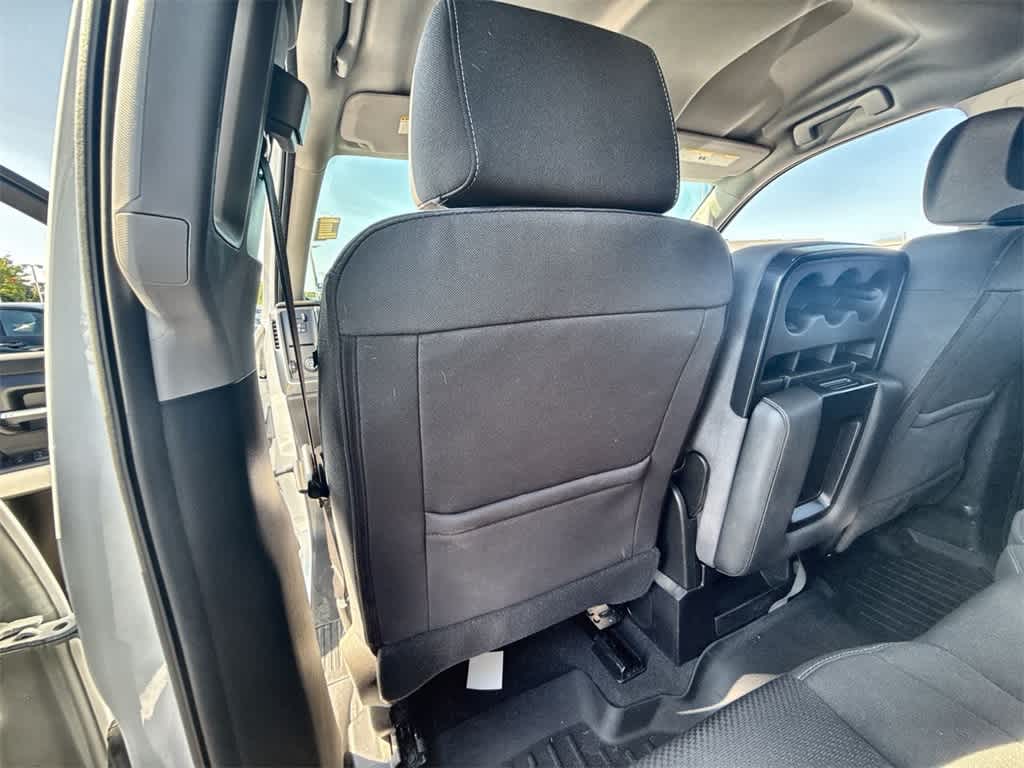 Thumbnail: 2019 Chevrolet Silverado 1500 - 17