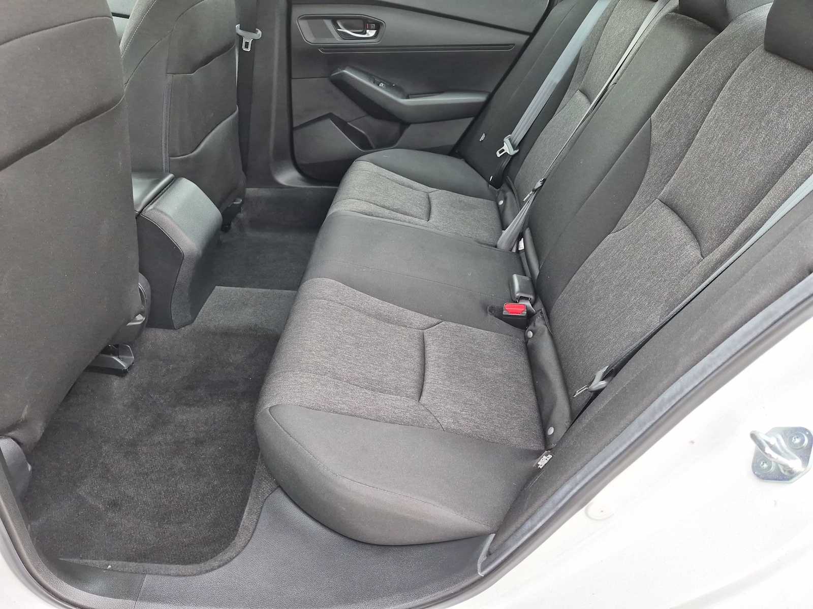 2024 Honda Accord LX - Photo 18