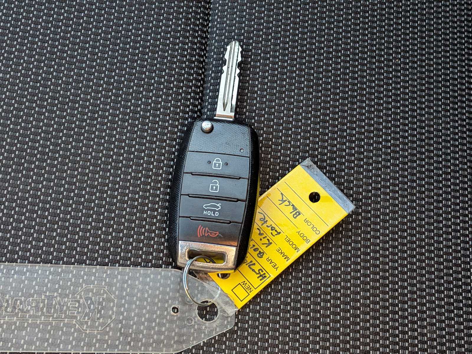 Thumbnail: 2017 Kia Forte - 29