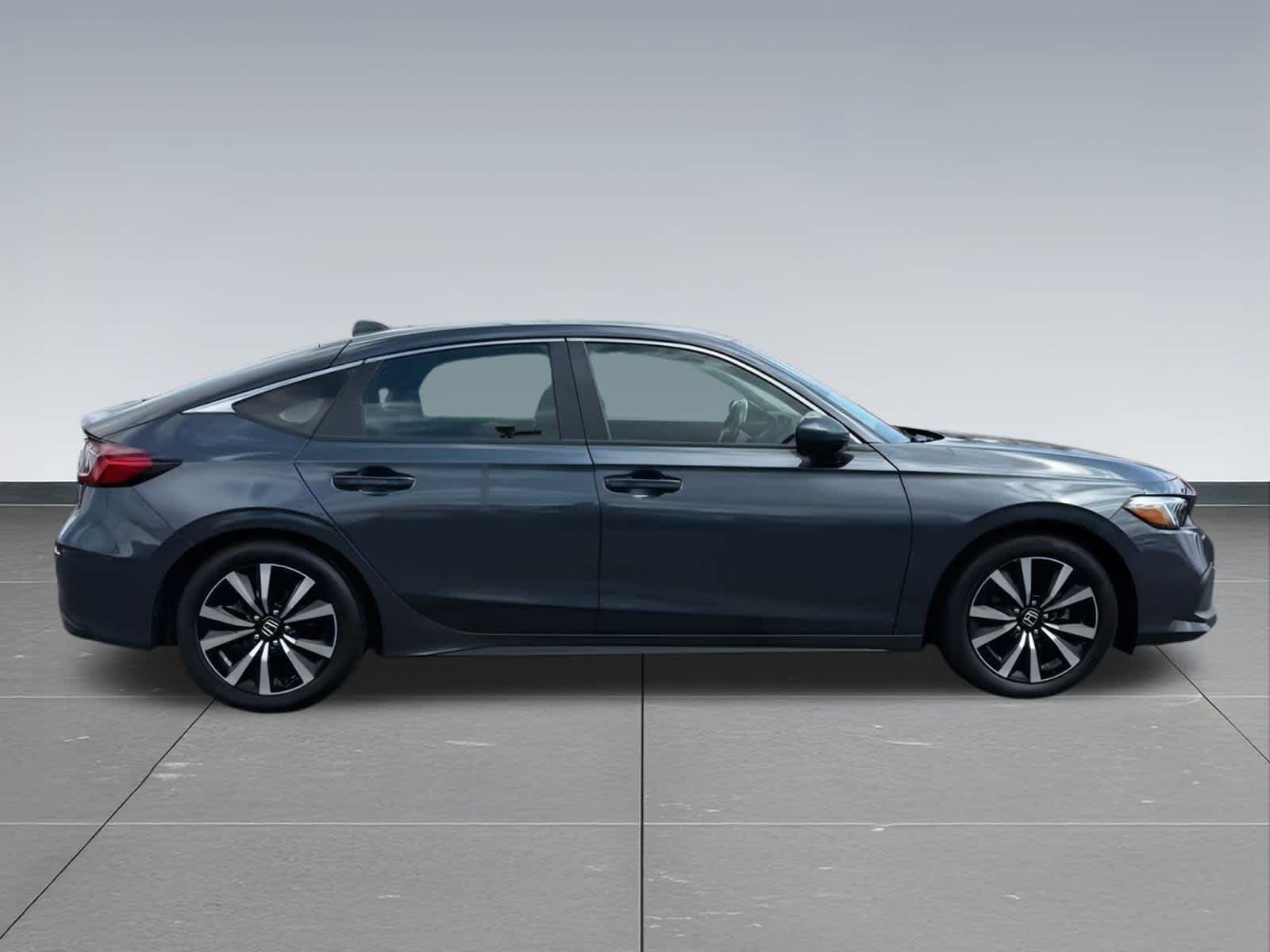 2022 Honda Civic EX-L photo 2