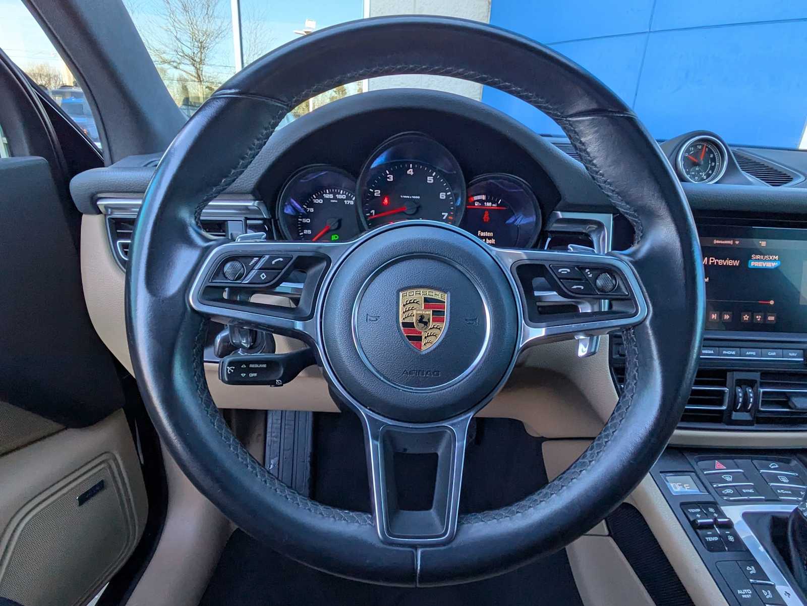 Thumbnail: 2019 Porsche Macan - 23