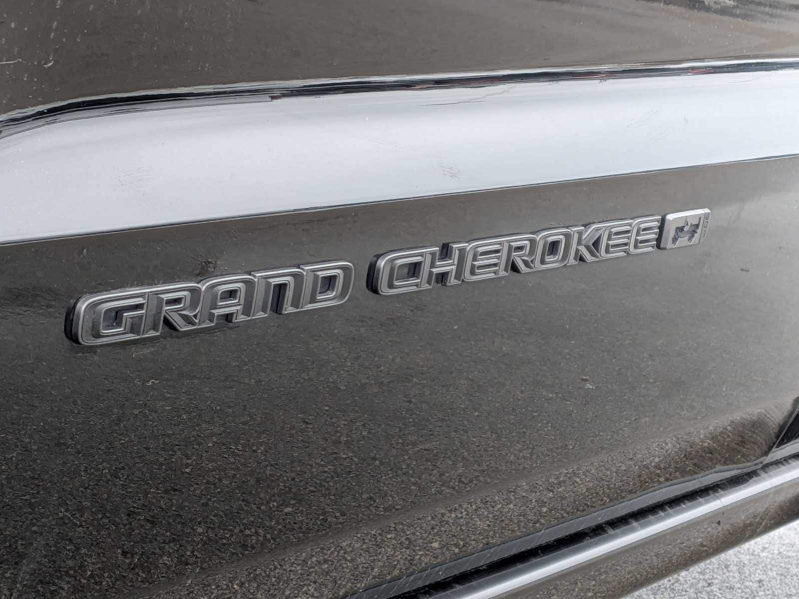 Thumbnail: 2021 Jeep Grand Cherokee - 12