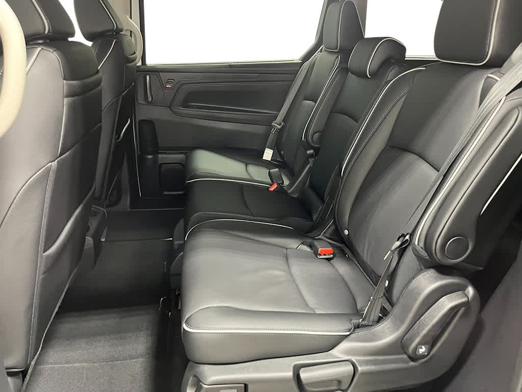 Thumbnail: 2026 Honda Odyssey - 25