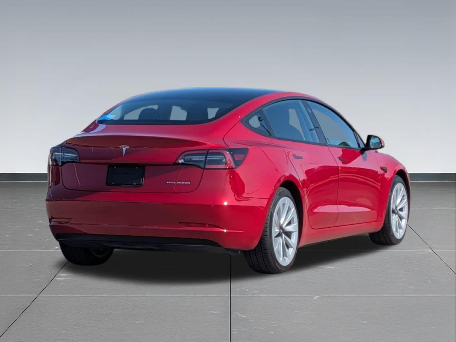 Thumbnail: 2022 Tesla Model 3 - 5