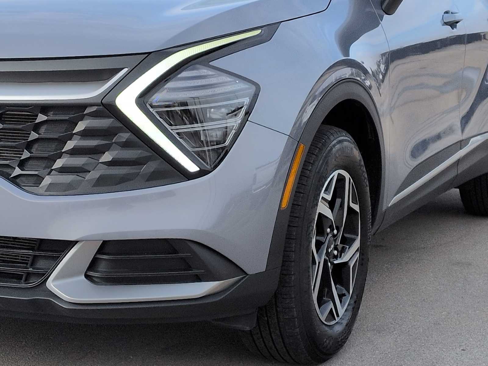 Thumbnail: 2025 Kia Sportage - 11